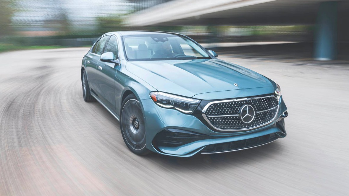 Аренда и лизинг Mercedes-Benz: премиум-класс для вашего бизнеса